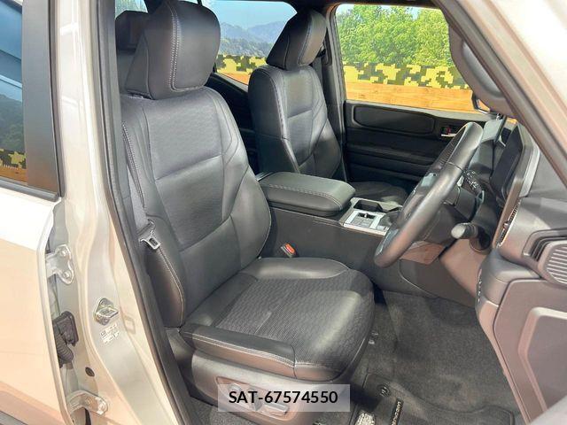 Toyota Land Cruiser 250 2024-07 6612611-8