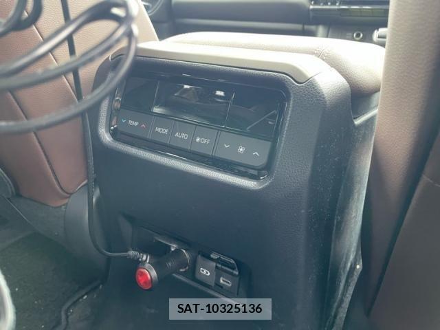 Toyota Land Cruiser 250 2024-06 6612609-22