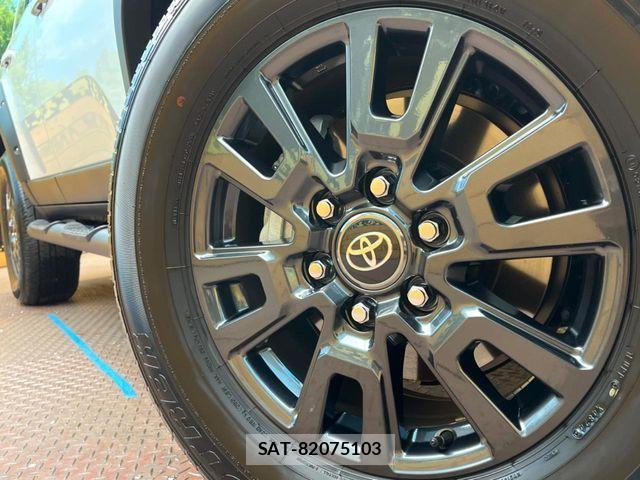Toyota Land Cruiser 250 2024-12 6641774-12