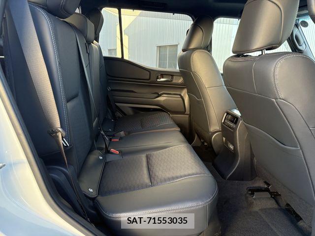 Toyota Land Cruiser 250 2024-11 6641770-22