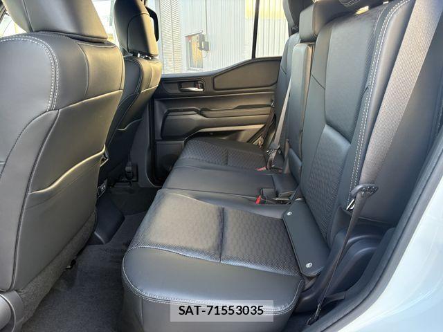 Toyota Land Cruiser 250 2024-11 6641770-25