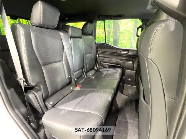 Toyota Land Cruiser 250 2025-03 6641771-8