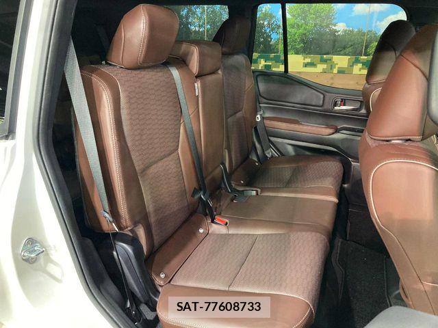 Toyota Land Cruiser 250 2024-06 6641773-8