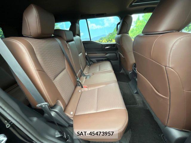 Toyota Land Cruiser 250 2025-03 6641769-7