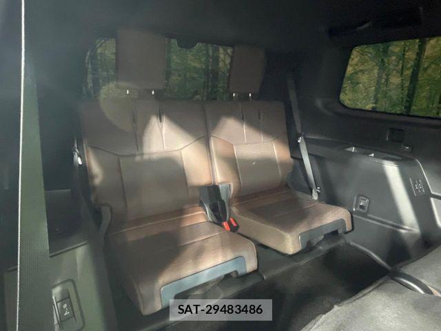 Toyota Land Cruiser 250 2024-08 6676539-9