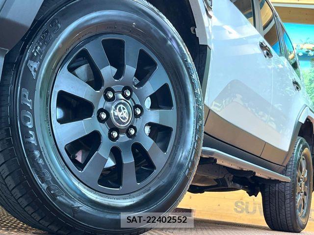 Toyota Land Cruiser 250 2024-07 6676541-14