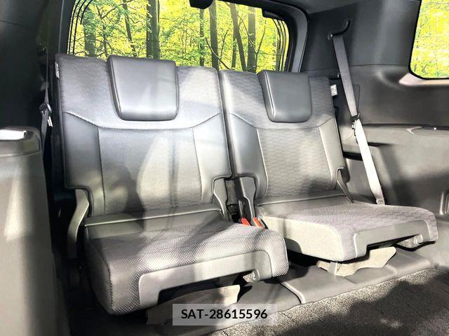 Toyota Land Cruiser 250 2024-11 6676548-9