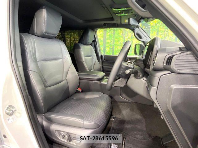 Toyota Land Cruiser 250 2024-11 6676548-7