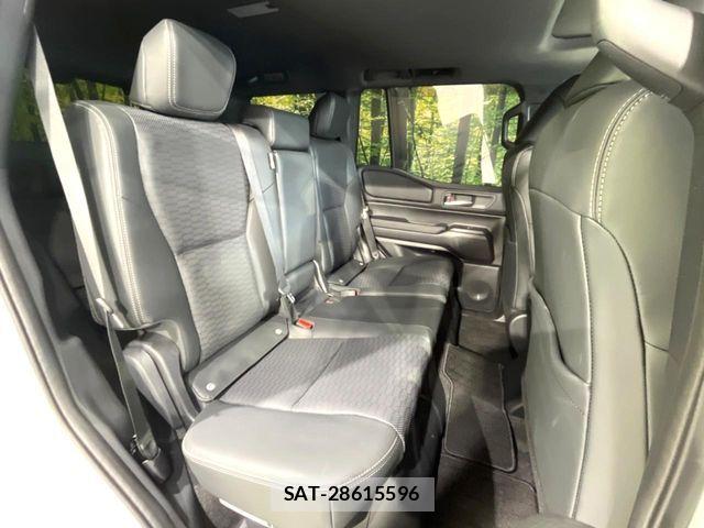 Toyota Land Cruiser 250 2024-11 6676548-8