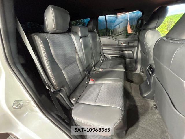 Toyota Land Cruiser 250 2025-06 6676546-11