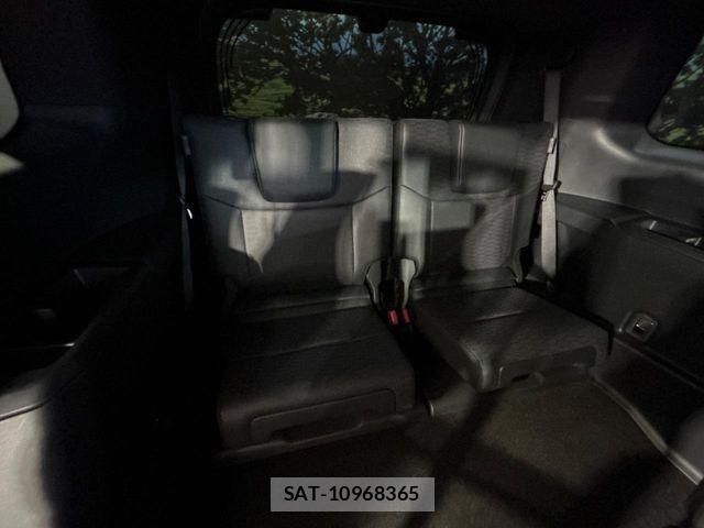 Toyota Land Cruiser 250 2025-06 6676546-12