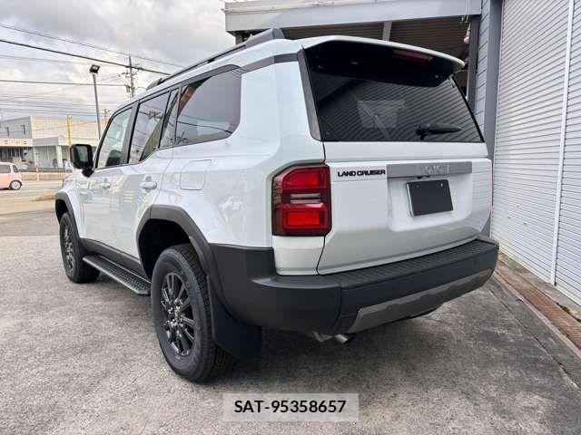 Toyota Land Cruiser 250 2025-11 6676542-2