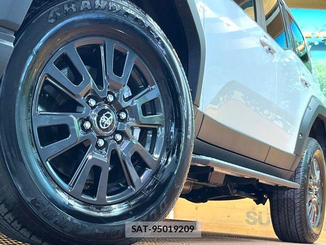 Toyota Land Cruiser 250 2024-08 6716438-14