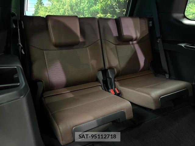 Toyota Land Cruiser 250 2024-06 6716441-11