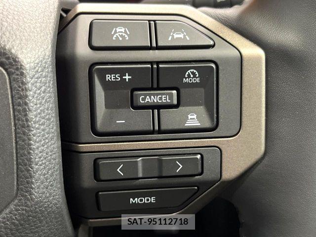 Toyota Land Cruiser 250 2024-06 6716441-5