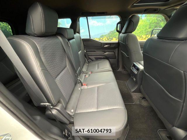 Toyota Land Cruiser 250 2024-11 6716443-7
