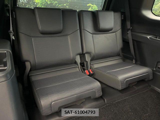 Toyota Land Cruiser 250 2024-11 6716443-8