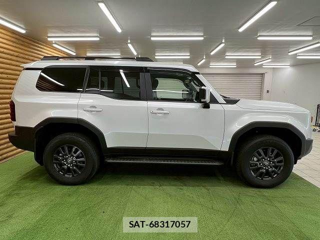 Toyota Land Cruiser 250 2024-09 6791177-17