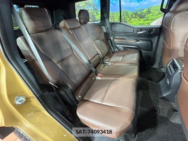 Toyota Land Cruiser 250 2024-06 6791159-8
