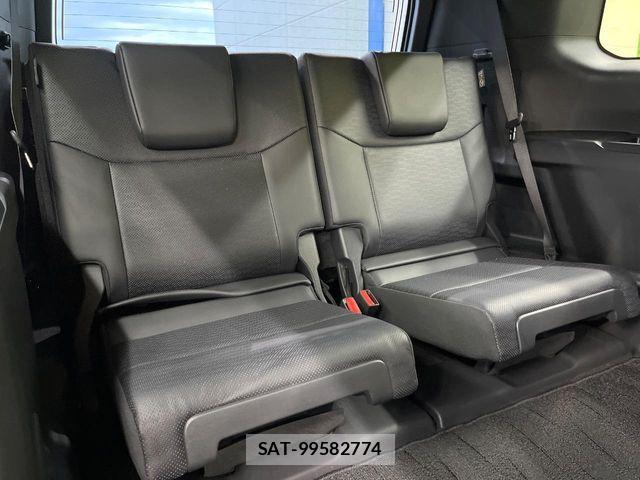 Toyota Land Cruiser 250 2025-02 6815556-9