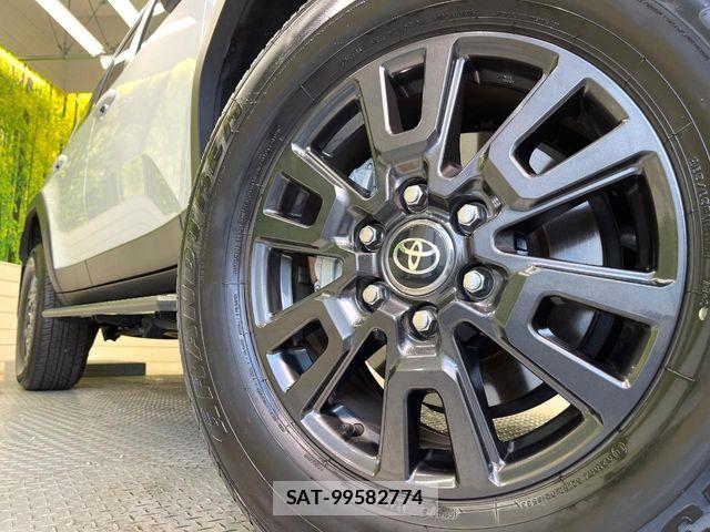 Toyota Land Cruiser 250 2025-02 6815556-13