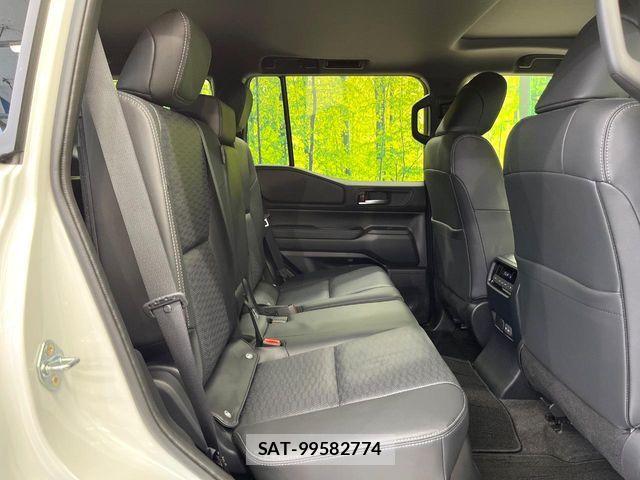 Toyota Land Cruiser 250 2025-02 6815556-8