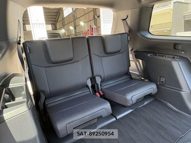 Toyota Land Cruiser 250 2025-08 6907215-18