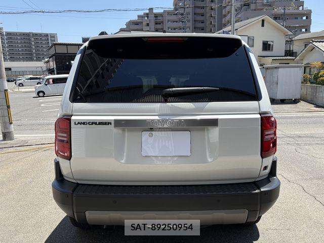 Toyota Land Cruiser 250 2025-08 6907215-4