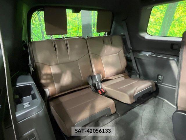 Toyota Land Cruiser 250 2024-10 6907203-9