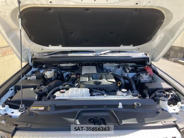 Toyota Land Cruiser 250 2024-11 6907209-12