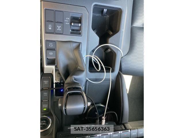 Toyota Land Cruiser 250 2024-11 6907209-22