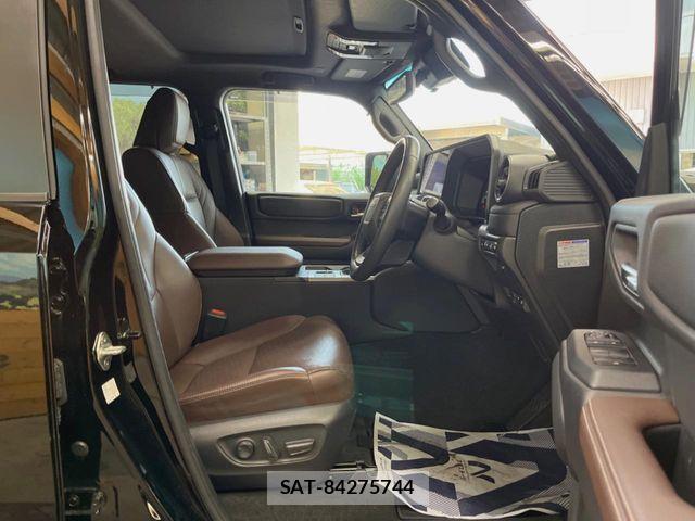 Toyota Land Cruiser 250 2024-09 6994686-6