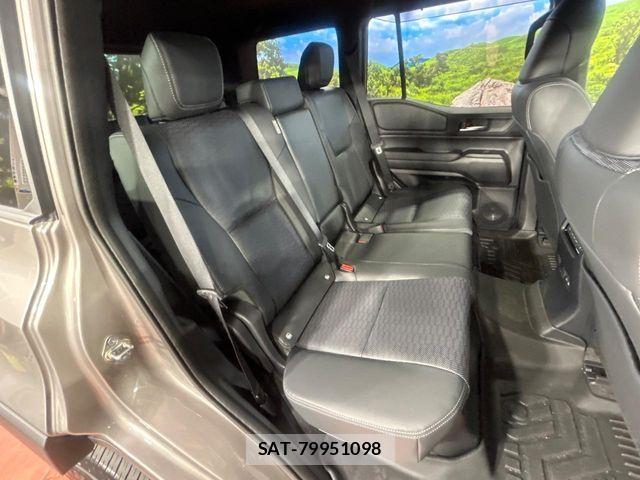 Toyota Land Cruiser 250 2025-08 6994669-8