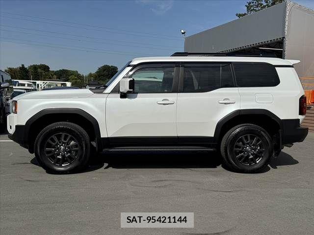 Toyota Land Cruiser 250 2024-10 7020711-10