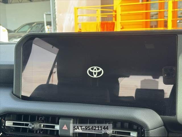 Toyota Land Cruiser 250 2024-10 7020711-2