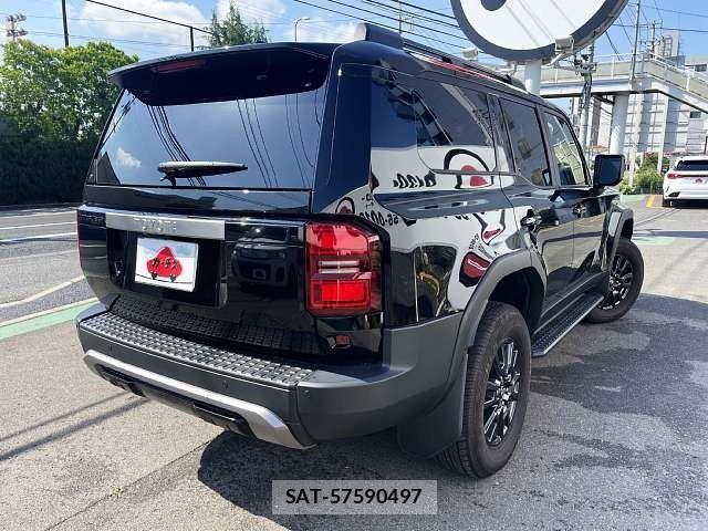 Toyota Land Cruiser 250 2024-07 7059100-2