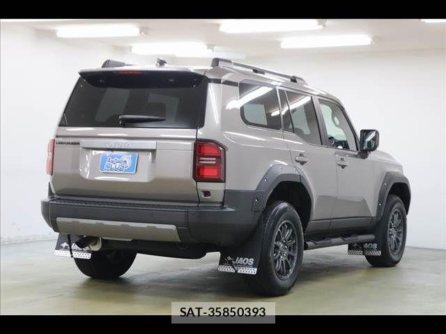 Toyota Land Cruiser 250 2025-04 7059098-18