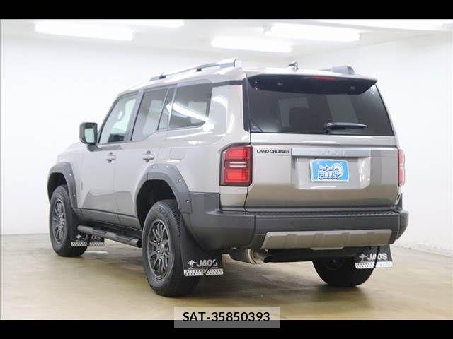 Toyota Land Cruiser 250 2025-04 7059098-19