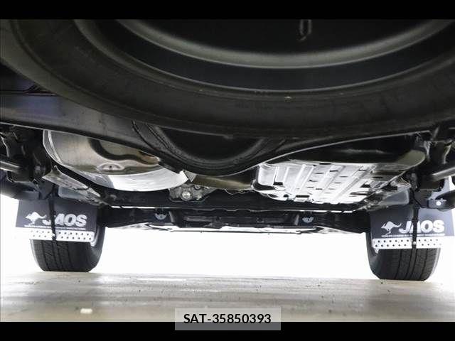 Toyota Land Cruiser 250 2025-04 7059098-25