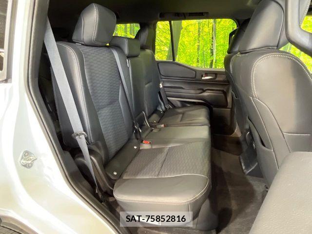 Toyota Land Cruiser 250 2025-01 7220487-7