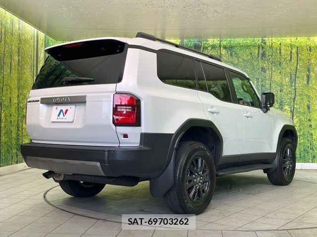 Toyota Land Cruiser 250 2025-10 7220512-18