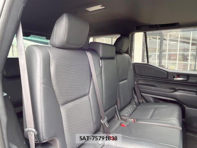 Toyota Land Cruiser 250 2024-07 7220466-9