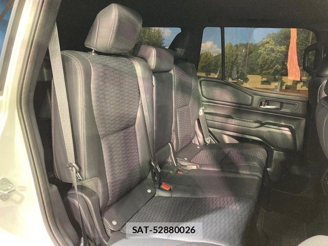 Toyota Land Cruiser 250 2024-10 7220480-9