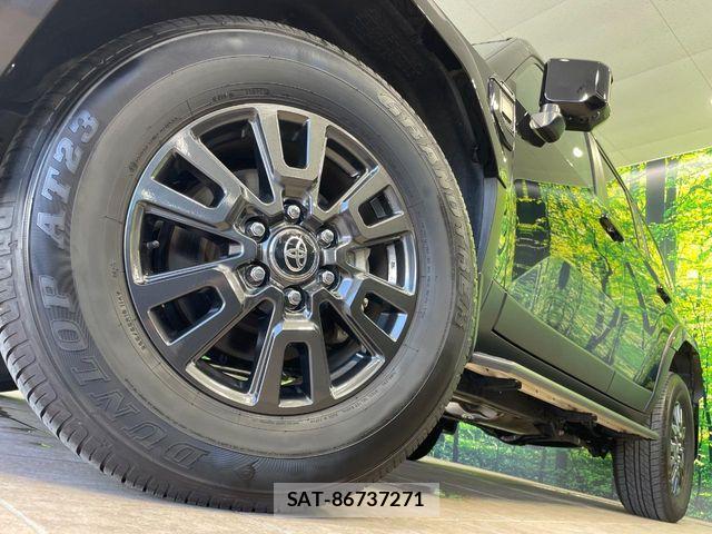 Toyota Land Cruiser 250 2024-10 7220481-12