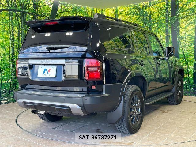 Toyota Land Cruiser 250 2024-10 7220481-17