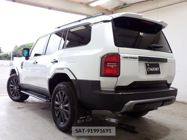 Toyota Land Cruiser 250 2025-01 7220490-2