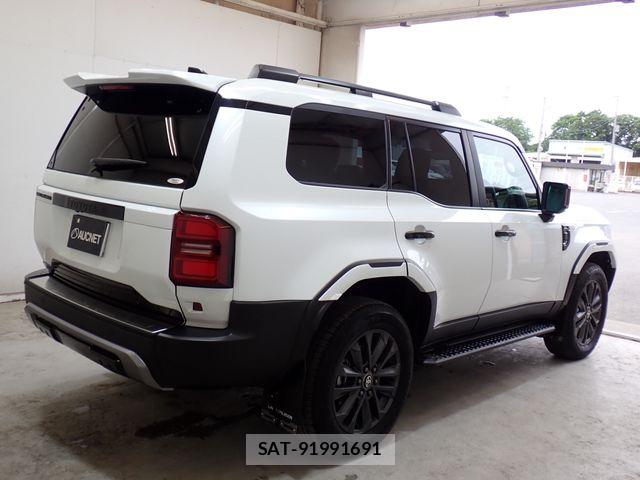 Toyota Land Cruiser 250 2025-01 7220490-7