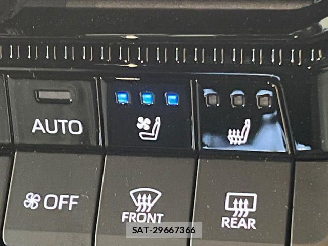 Toyota Land Cruiser 250 2024-11 7220484-5