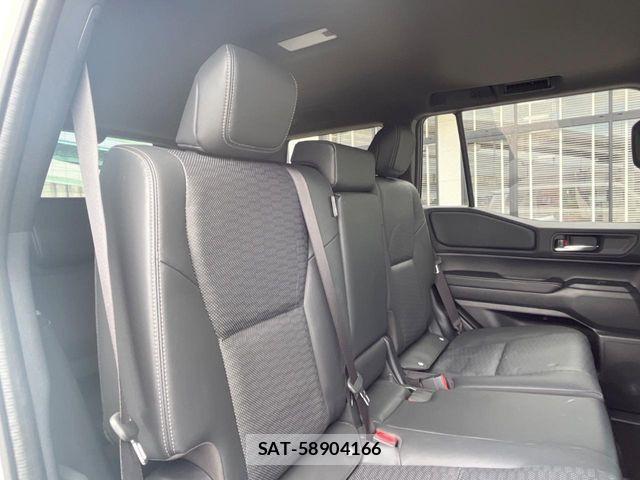 Toyota Land Cruiser 250 2024-12 7220482-10