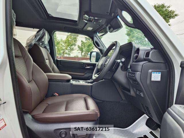 Toyota Land Cruiser 250 2024-06 7220463-9